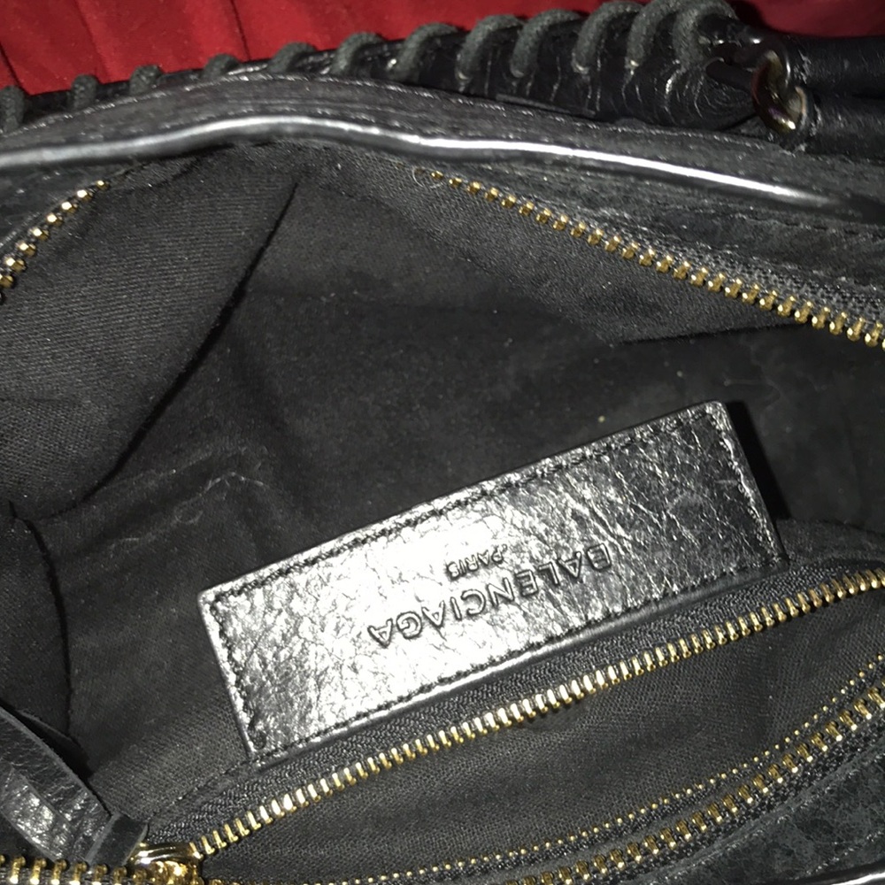 Luxury Balenciaga - Picture 3 of 5